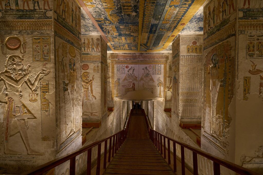 L'intérieur d'un tombeau à Louxor en Egypte