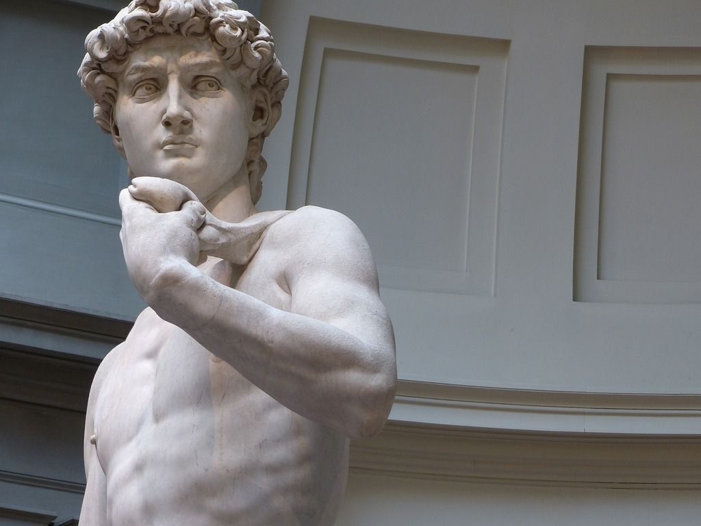 Statue de David de Michel-Ange exposée à la Galerie de l'Académie à Florence